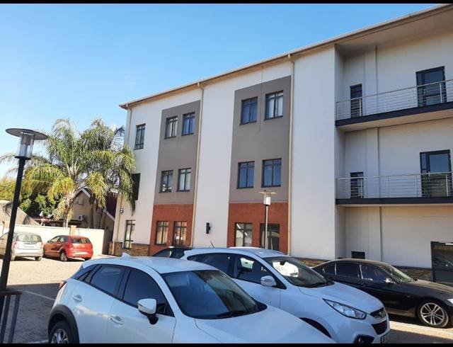 1,018M² BUILDING FOR SALE IN BO-DORP